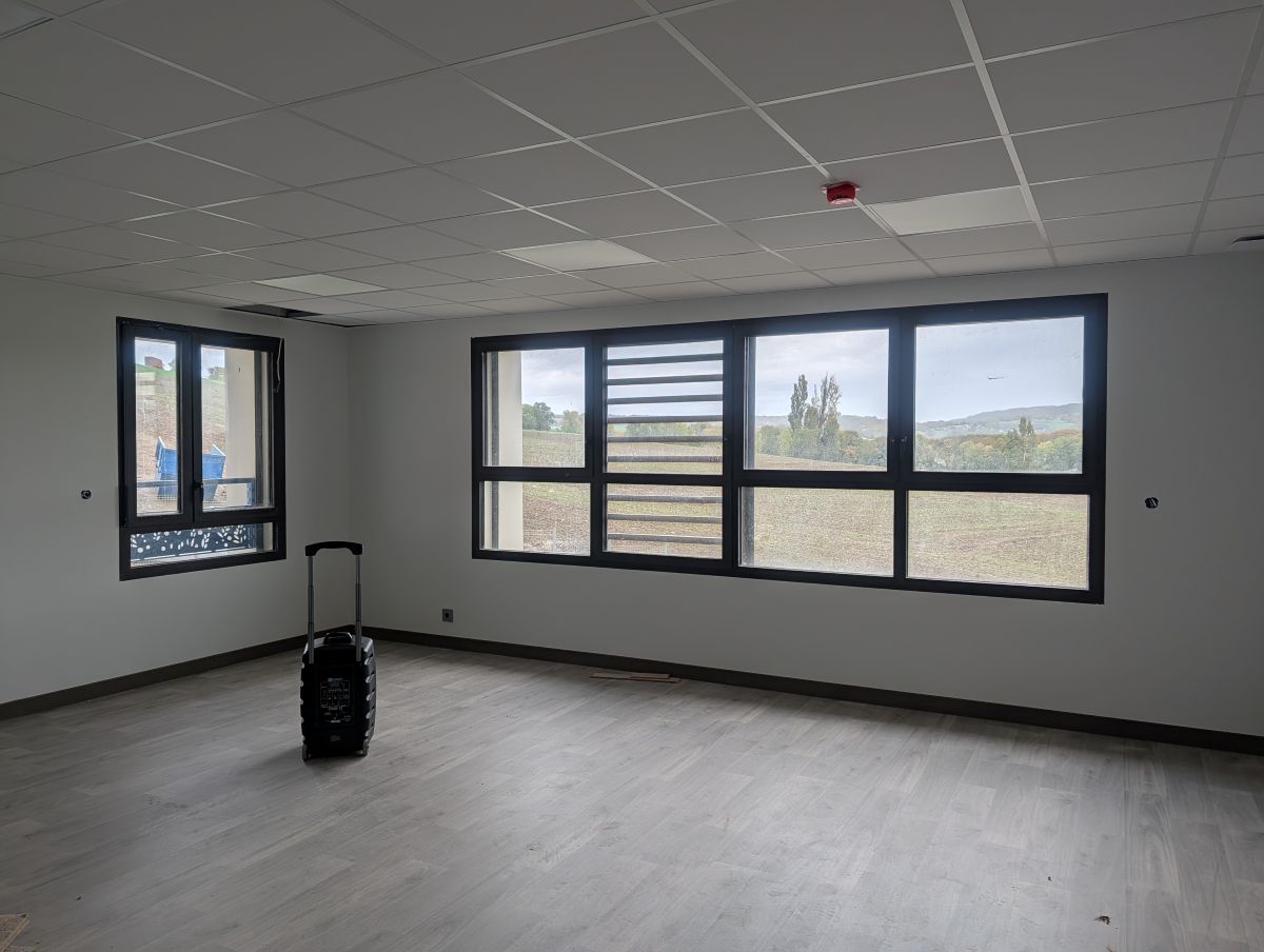 Intérieur La Ferme des Roches de Chaumont - Extension et acoustique